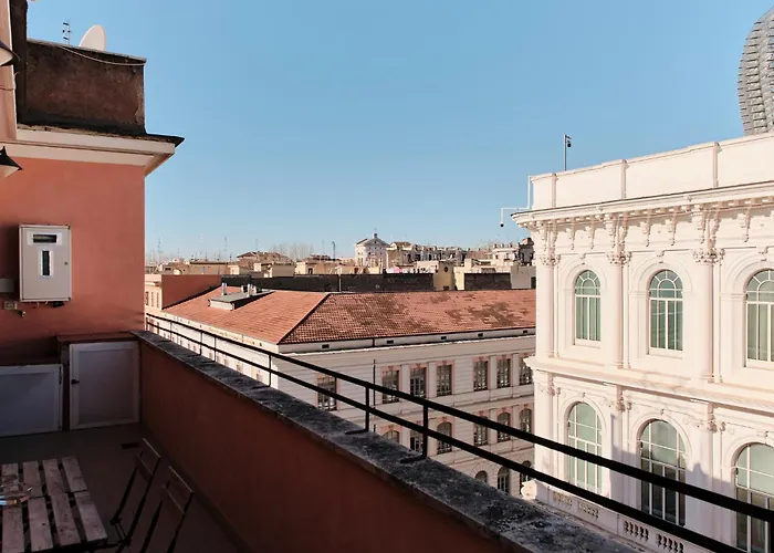 Near The Colosseum - Balcony With A View Of *